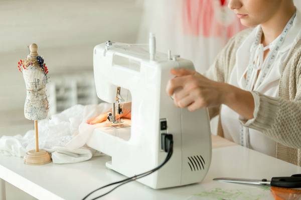 How-Much-Electricity-Does-a-Sewing-Machine-Use-Per-Hour