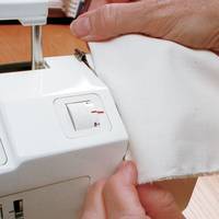 How-to-Clean-Sewing-Machine-Tension-Discs