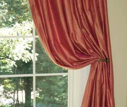 What-is-The-Best-Interlining-for-Silk-Curtains