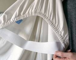 Sewing-Elastic-on-Bed-Sheets