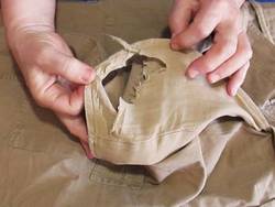 How-to-Fix-a-Hole-in-a-Pants-Pocket