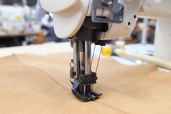 Serger-Wont-Make-Chain-Fixing-an-Overlocker-Not-Stitching