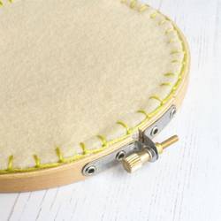 What-to-Look-For-In-An-Embroidery-Hoop