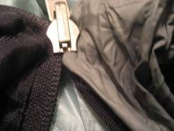 Zipper-keeps-Getting-Stuck-on-Fabric