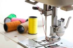 How-do-You-Take-The-Thread-Out-of-a-Sewing-Machine