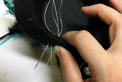 How-to-Glue-Feathers-to-a-Hat
