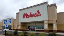 Is-Hobby-Lobby-Better-Than-Michaels