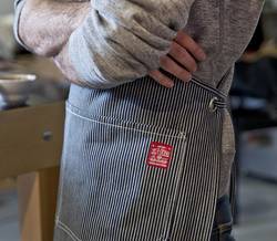 Best-Fabric-for-a-Shop-Apron