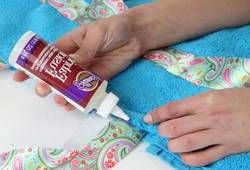 How-does-Fabric-Glue-Work