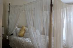 How-do-I-Make-a-Canopy-for-My-Bed