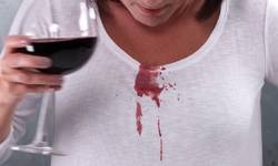 Remove-Red-Wine-Stain-From-Linen