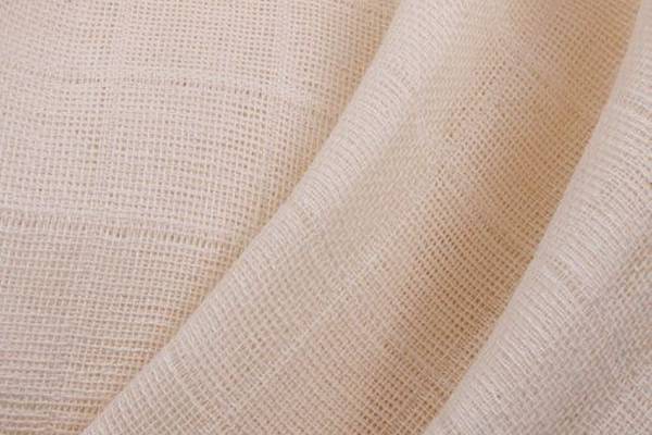 Does-Muslin-Fray-and-Pill-How-to-Use-Muslin-Fabric-Properly