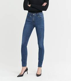 How-Do-You-Keep-Skinny-Jeans-From-Wrinkling