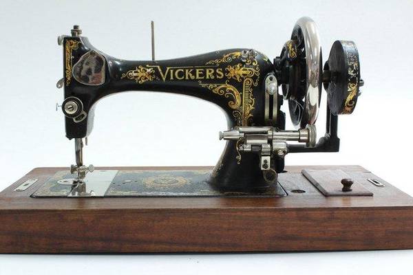 How-Old-Is-My-Vickers-Sewing-Machine-(History,-Value,-Date)