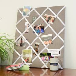 How-to-Make-a-Fabric-Bulletin-Board-With-Ribbon