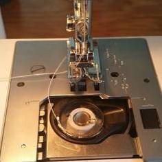 Sewing-Machine-Not-Picking-Up-the-Bobbin-Thread