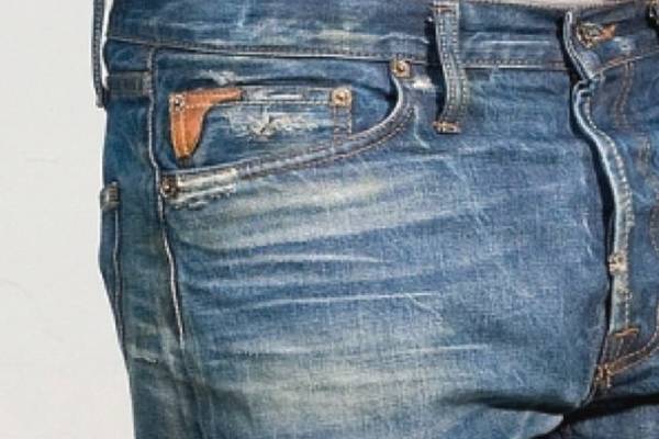 Does-Denim-Fade-in-The-Sun-How-To-Make-Denim-Fade-Faster