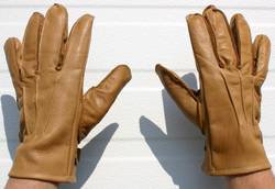 How-To-Shrink-Leather-Gloves