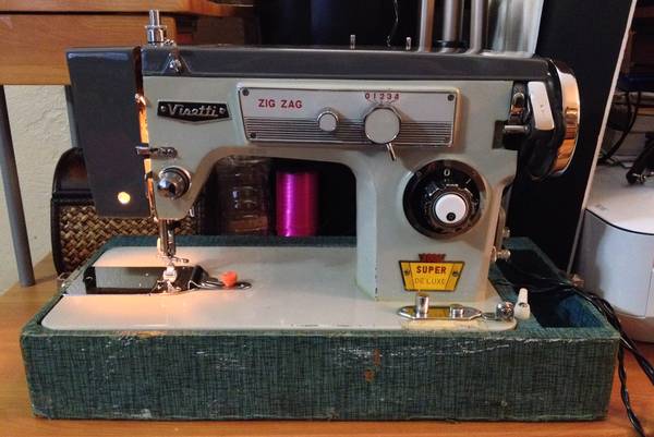 The-Vintage-Visetti-Sewing-Machine-History-Models-Manual