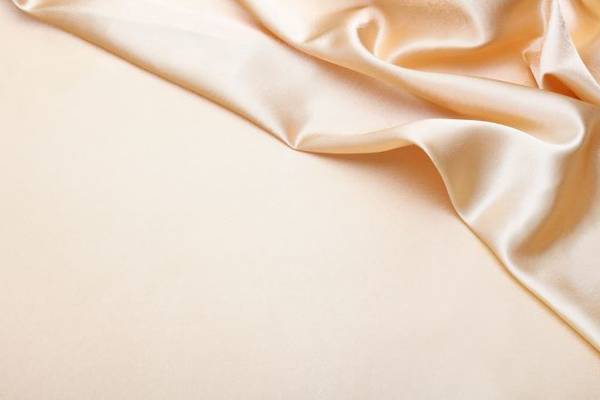 Silk, Satin, and Polyester - What are the differences?