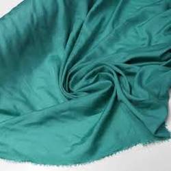 The-Difference-Between-Silk-And-Polyester