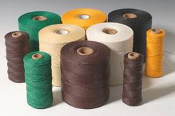 Polyester-vs-Linen-Thread