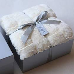 Where-to-Buy-a-Quilt-Gift-Box