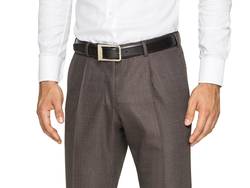 Should-Suit-Pants-Have-Pleats
