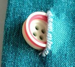 How-to-Sew-Buttonholes-by-Hand