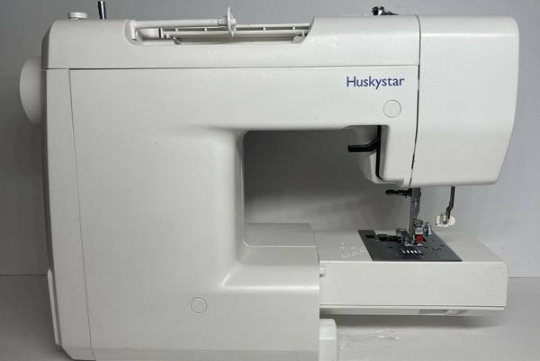 The-Huskystar-Sewing-Machine-Review-and-Price-219-207-224
