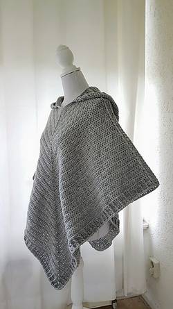 Hooded-Poncho-Pattern