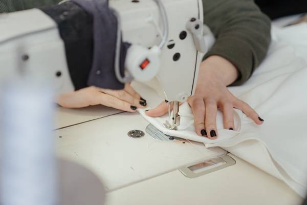 The-Most-Quiet-Sewing-Machine-How-To-Quiet-a-Noisy-Machine